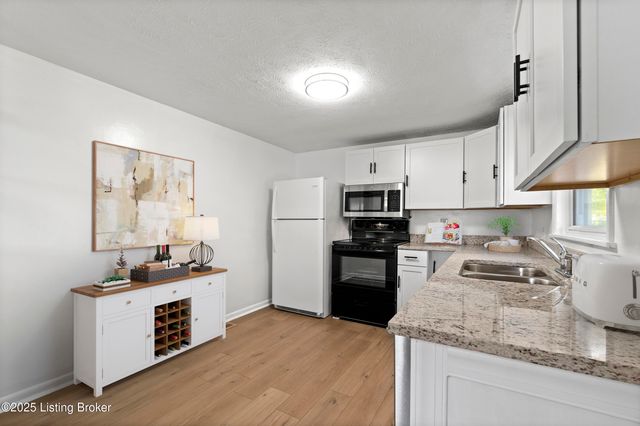 518 Washburn Ave, Louisville, KY 40222