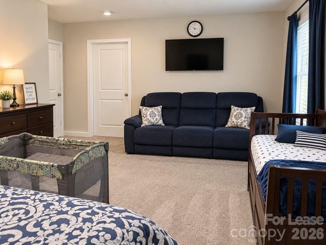 11213 Cardinal Creek Avenue, Charlotte, NC 28215