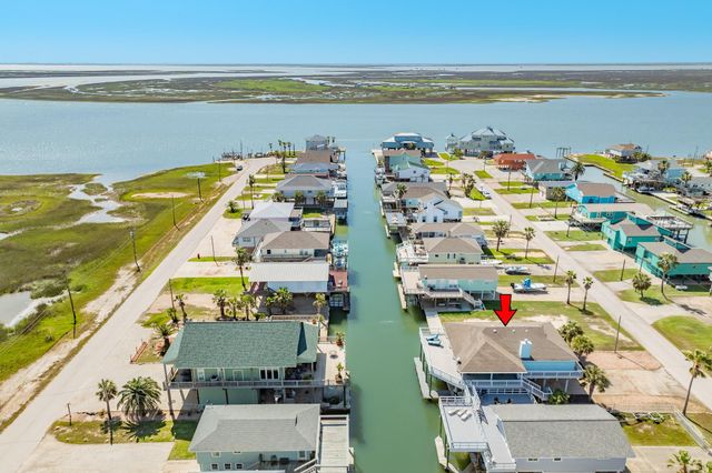 247 Schooner Drive, Freeport, TX 77541