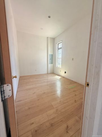 23318 CAT CV, San Antonio, TX 78264