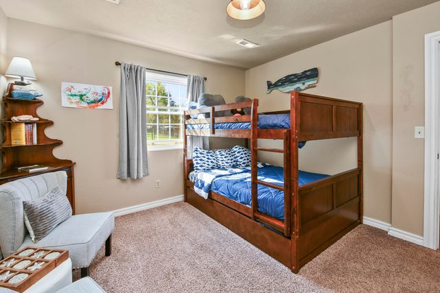 3041 Longbend Road, Galena, MO 65656