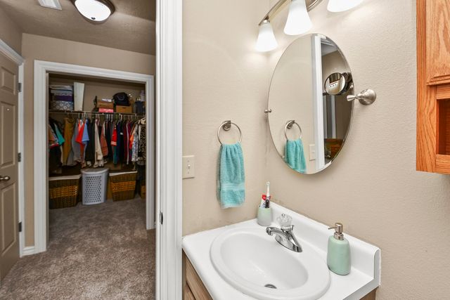 3041 Longbend Road, Galena, MO 65656