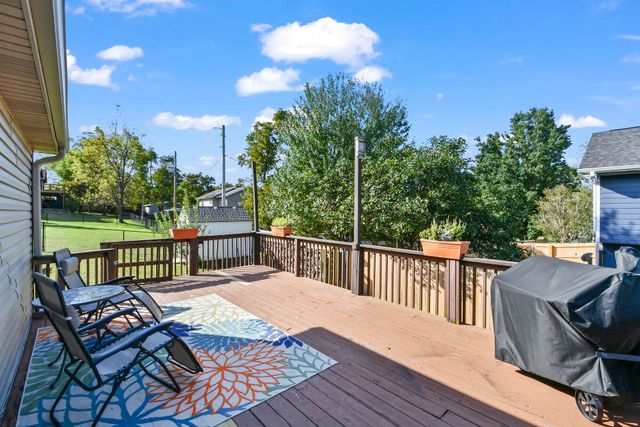 3041 Longbend Road, Galena, MO 65656
