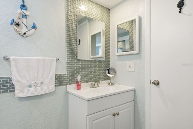 9105 CHANTILLY LANE, Port Richey, FL 34668