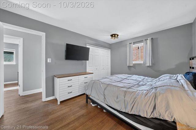 41052 Greenbrook Lane, Plymouth Charter Township, MI 48170