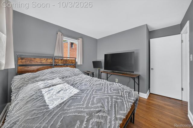 41052 Greenbrook Lane, Plymouth Charter Township, MI 48170