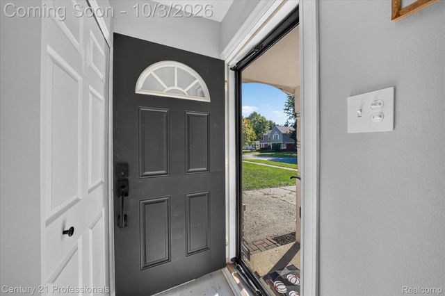 41052 Greenbrook Lane, Plymouth Charter Township, MI 48170