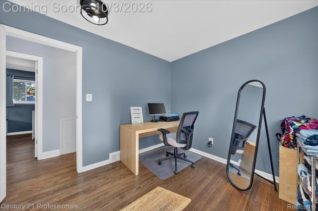 41052 Greenbrook Lane, Plymouth Charter Township, MI 48170