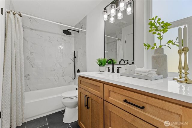 11235 NE 146th St, Kirkland, WA 98034