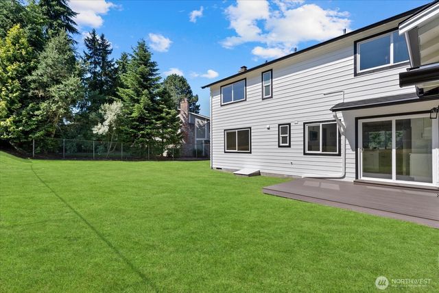 11235 NE 146th St, Kirkland, WA 98034