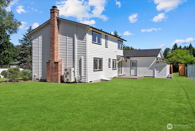 11235 NE 146th St, Kirkland, WA 98034