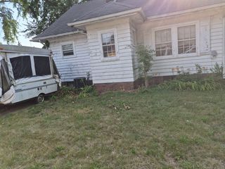 1512 Burton Street, Rockford, IL 61103