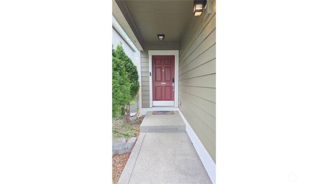 17933 73rd Avenue E, Puyallup, WA 98375