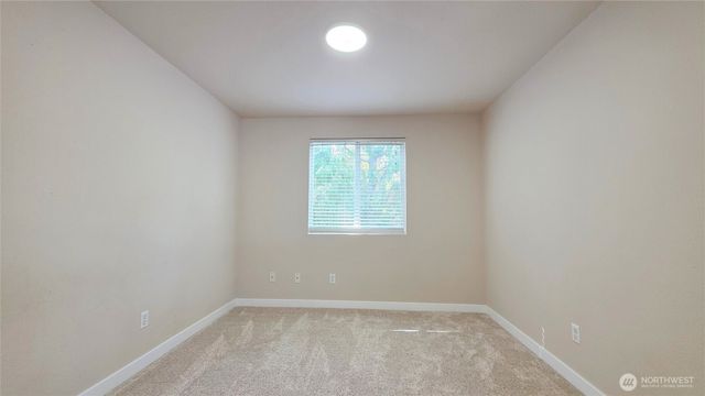 17933 73rd Avenue E, Puyallup, WA 98375