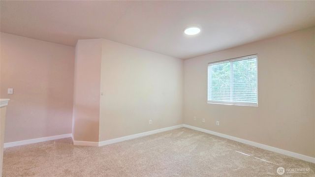 17933 73rd Avenue E, Puyallup, WA 98375