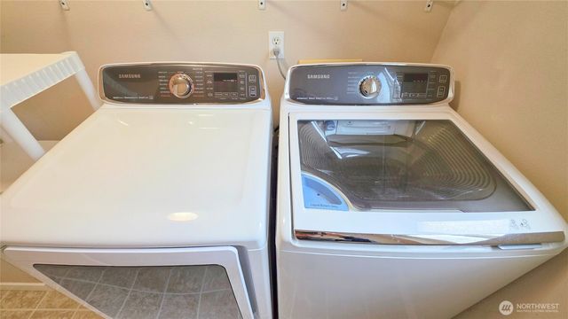 17933 73rd Avenue E, Puyallup, WA 98375