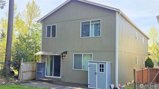17933 73rd Avenue E, Puyallup, WA 98375
