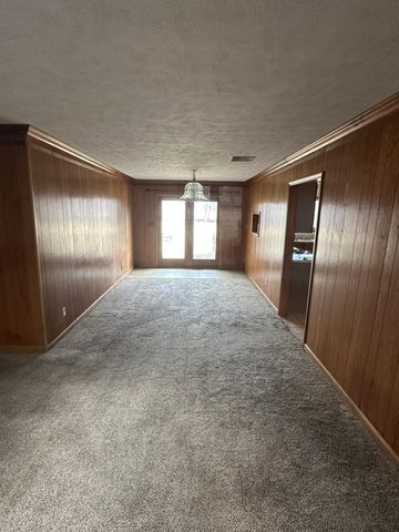 5260 E Summerholme Drive, Knox, IN 46534