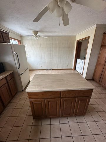 5260 E Summerholme Drive, Knox, IN 46534