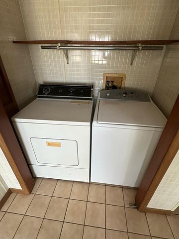 5260 E Summerholme Drive, Knox, IN 46534