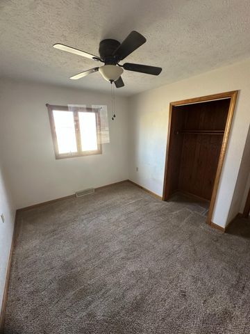 5260 E Summerholme Drive, Knox, IN 46534