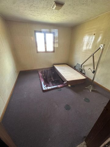 5260 E Summerholme Drive, Knox, IN 46534