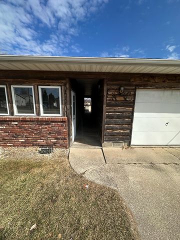 5260 E Summerholme Drive, Knox, IN 46534
