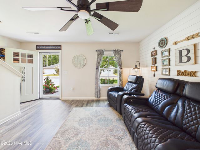 2504 Provence Drive SE, Bolivia, NC 28422