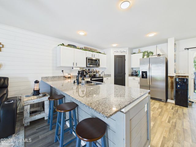 2504 Provence Drive SE, Bolivia, NC 28422