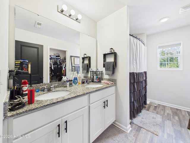 2504 Provence Drive SE, Bolivia, NC 28422