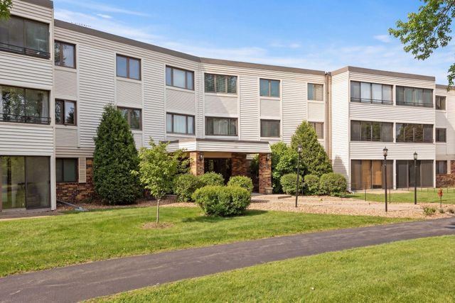 4465 Trenton Lane N 301, Plymouth, MN 55442