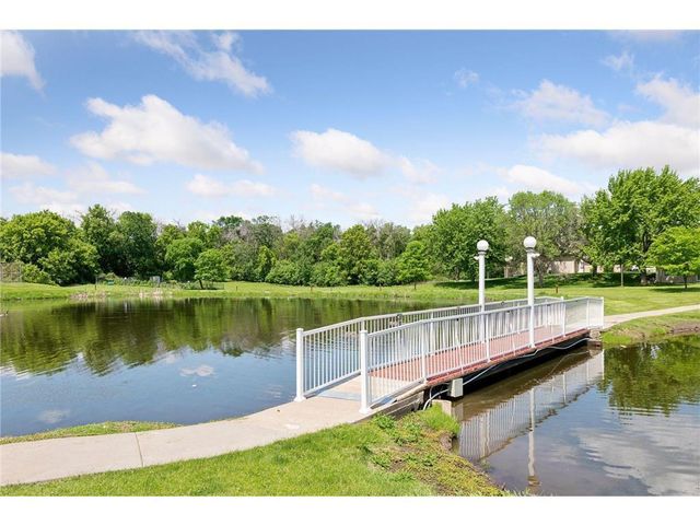 4465 Trenton Lane N 301, Plymouth, MN 55442