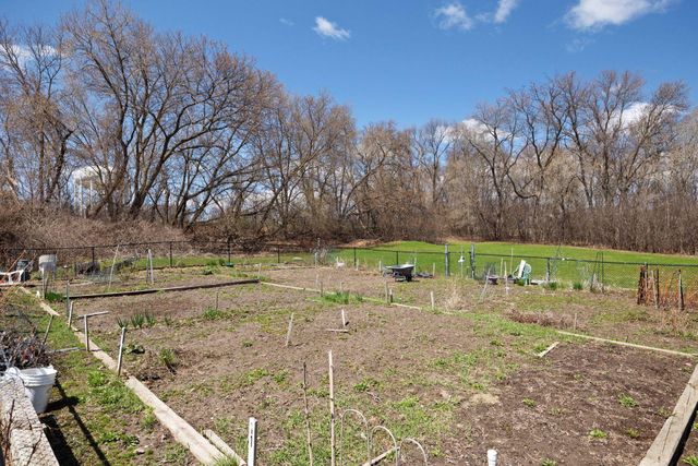 4465 Trenton Lane N 301, Plymouth, MN 55442