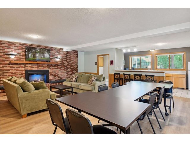 4465 Trenton Lane N 301, Plymouth, MN 55442