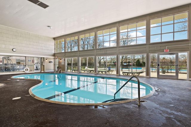 4465 Trenton Lane N 301, Plymouth, MN 55442