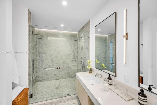9201 E Bay Harbor Drive PH809, Bay Harbor Islands, FL 33154