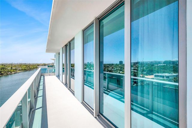 9201 E Bay Harbor Drive PH809, Bay Harbor Islands, FL 33154