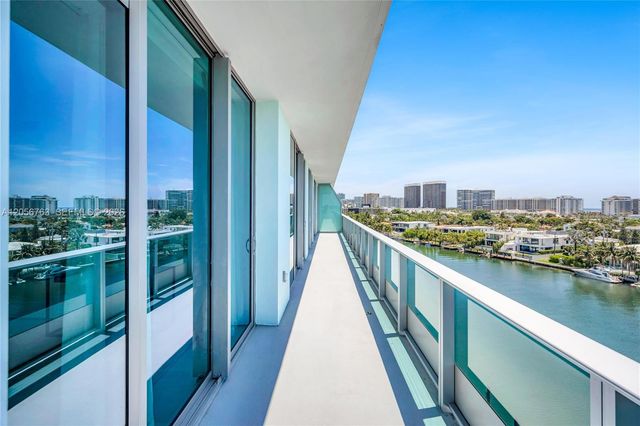 9201 E Bay Harbor Drive PH809, Bay Harbor Islands, FL 33154