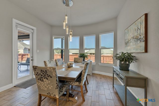 1426 Village Inn, New Braunfels, TX 78132