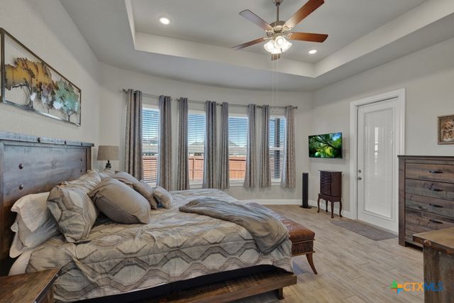 1426 Village Inn, New Braunfels, TX 78132