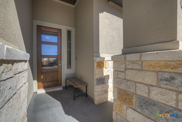 1426 Village Inn, New Braunfels, TX 78132