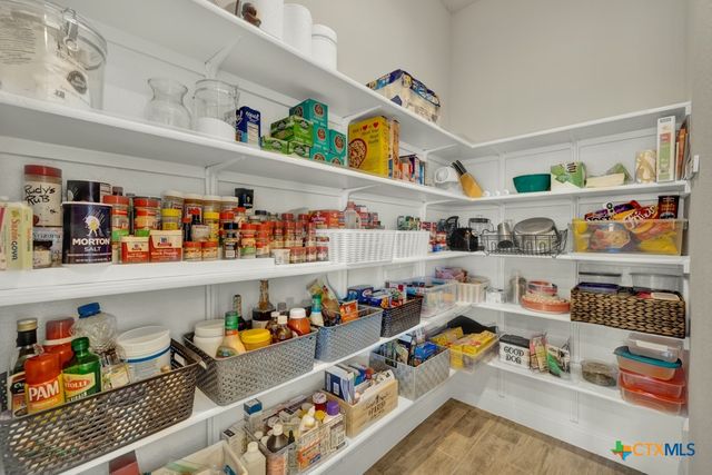 1426 Village Inn, New Braunfels, TX 78132