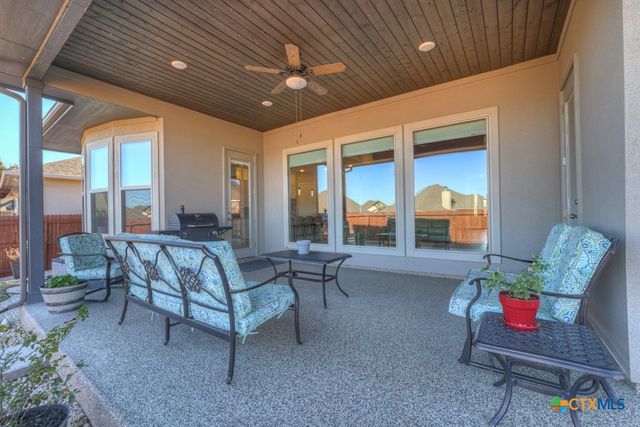 1426 Village Inn, New Braunfels, TX 78132