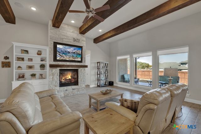 1426 Village Inn, New Braunfels, TX 78132