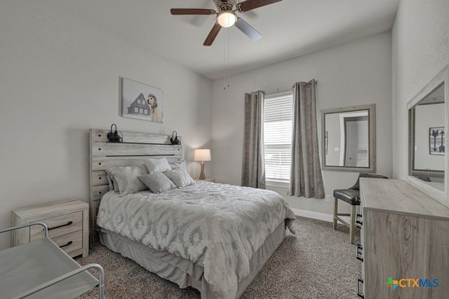 1426 Village Inn, New Braunfels, TX 78132