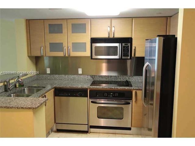 2101 Brickell Avenue 1611, Miami, FL 33129