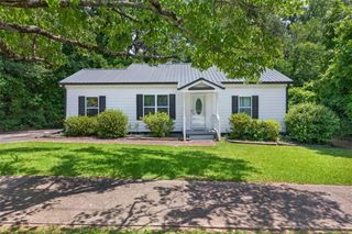 265 3rd Avenue, Winder, GA 30680