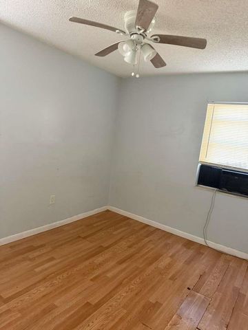 2117 WINGER AVENUE, Haines City, FL 33844