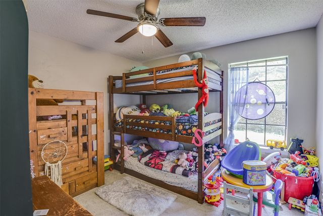 202 Pecan Creek Street, Red Oak, TX 75154
