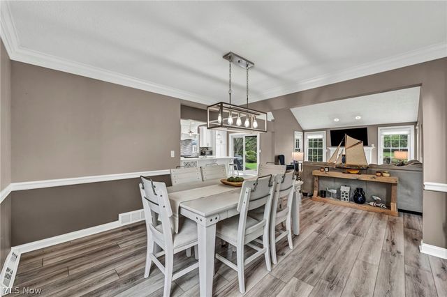 188 W Sturbridge Drive, Medina, OH 44256